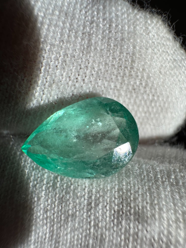 1.75 carat pear cut Chivor mine Colombian Emerald