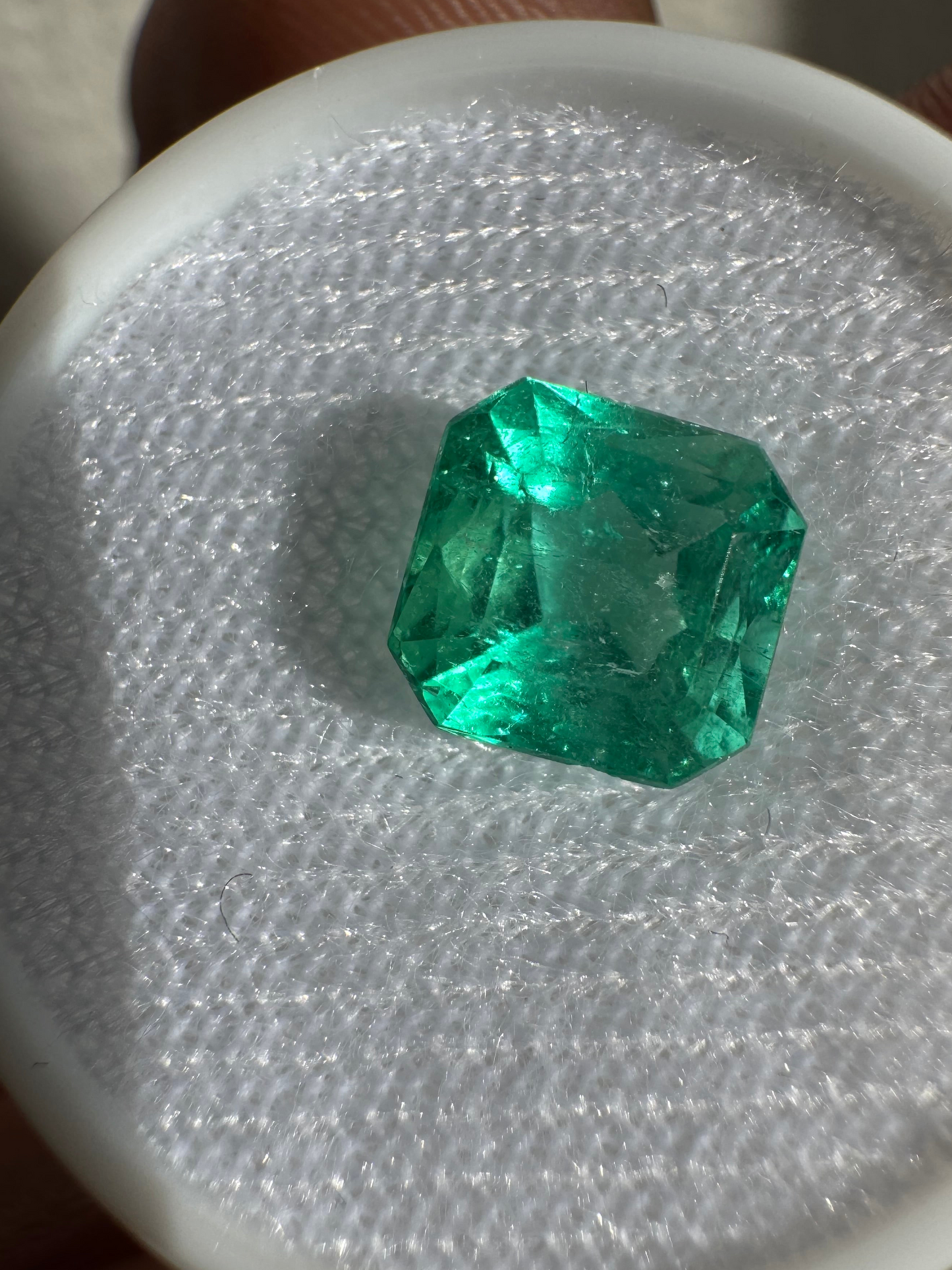 1.85 CARAT COLOMBIAN EMERALD