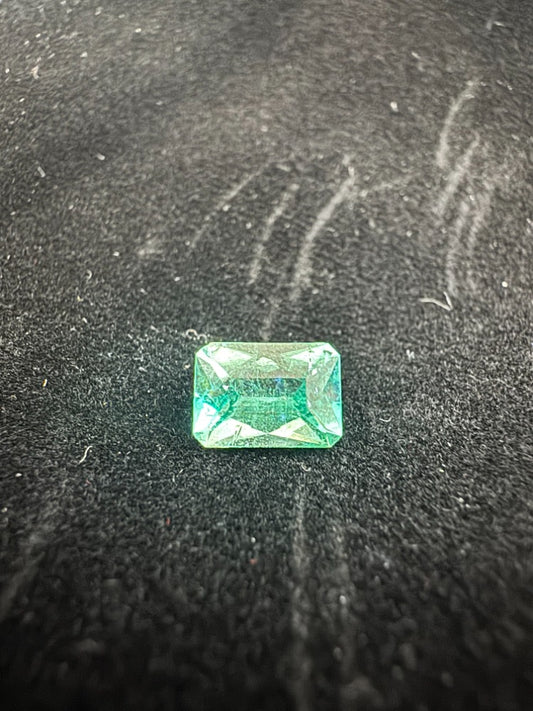 1.4 carat seafoam green Colombian emerald