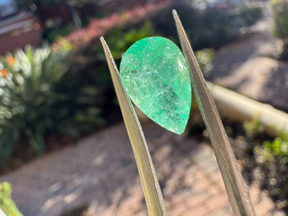 3.11 carat colombian emerald chivor mine