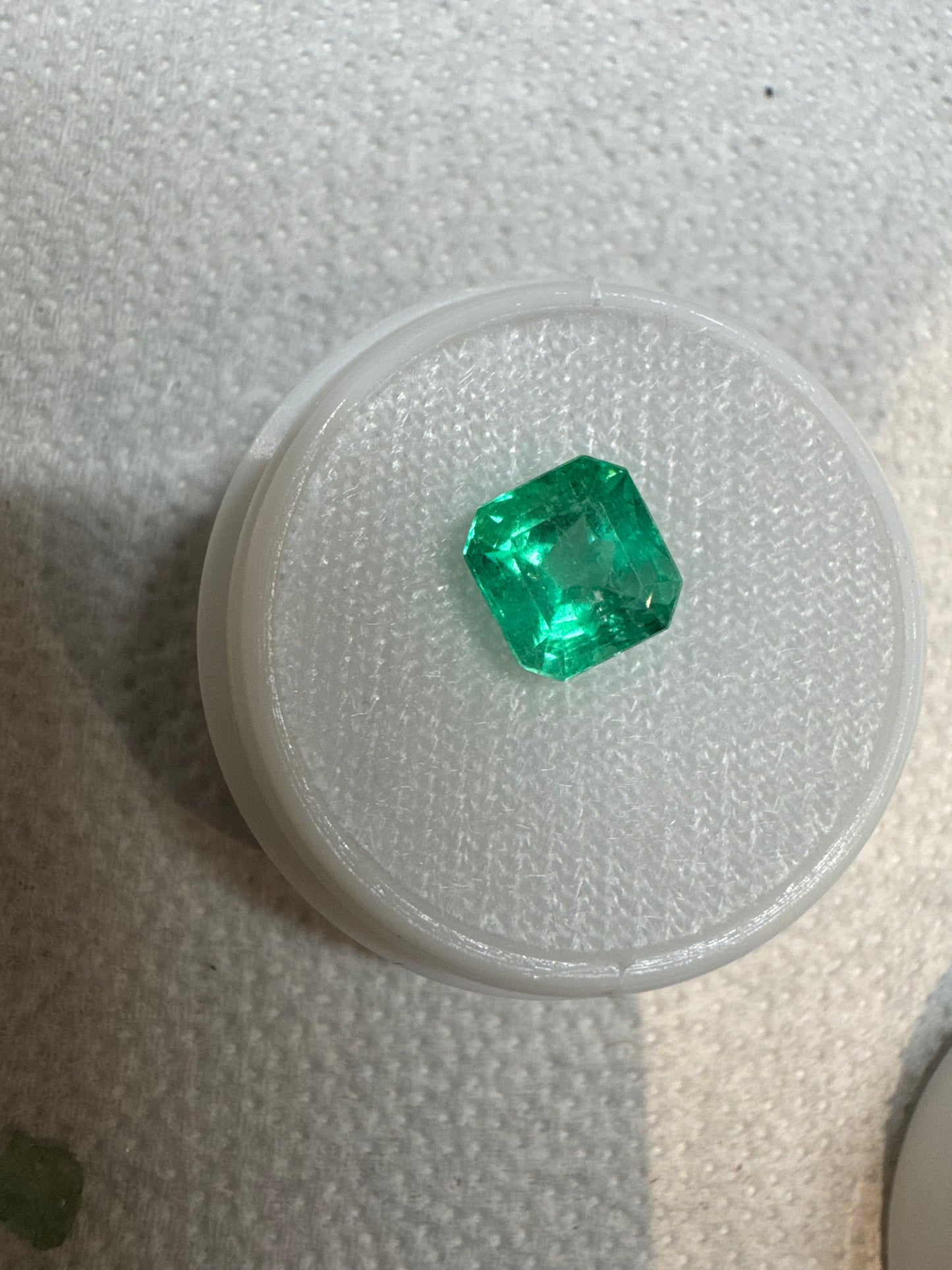 1.85 CARAT COLOMBIAN EMERALD