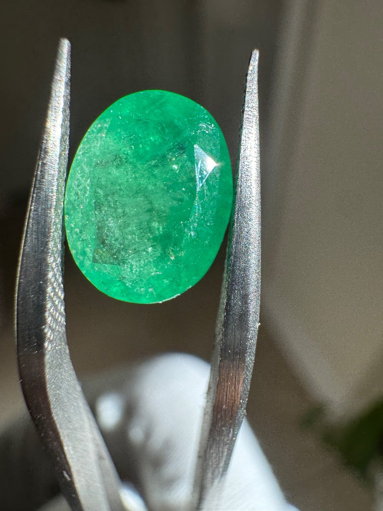 2.37 carat oval cut Cosquez mine Colombian Emerald